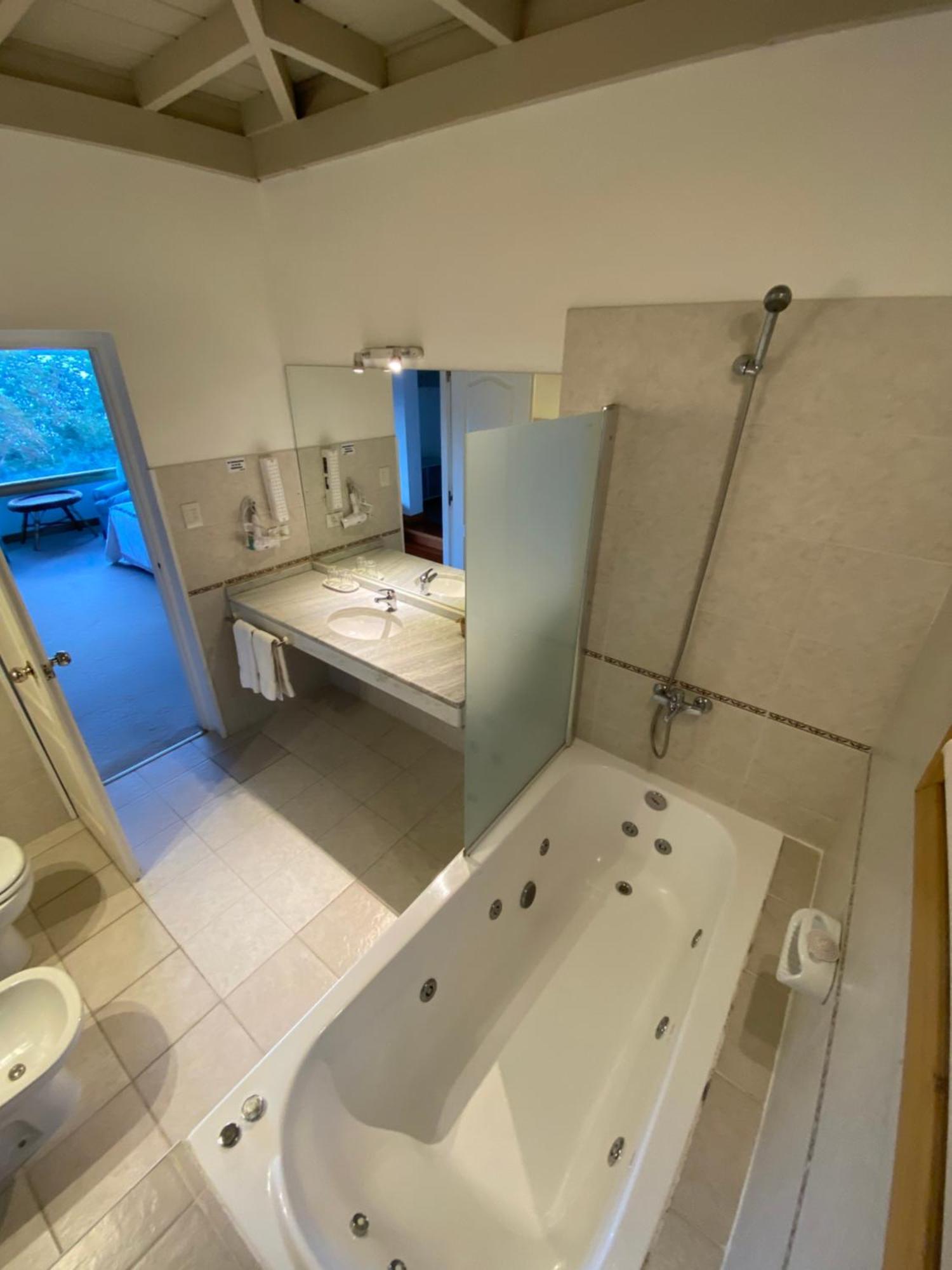 וילה לה אנגוסטרה Hosteria Puertas Del Sol By Visionnaire מראה חיצוני תמונה