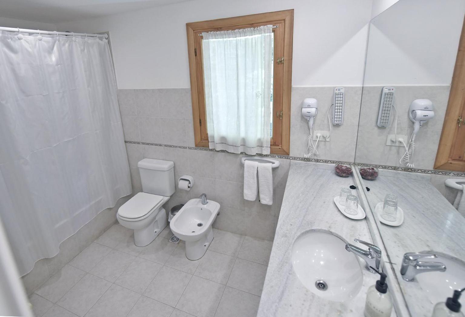 וילה לה אנגוסטרה Hosteria Puertas Del Sol By Visionnaire מראה חיצוני תמונה