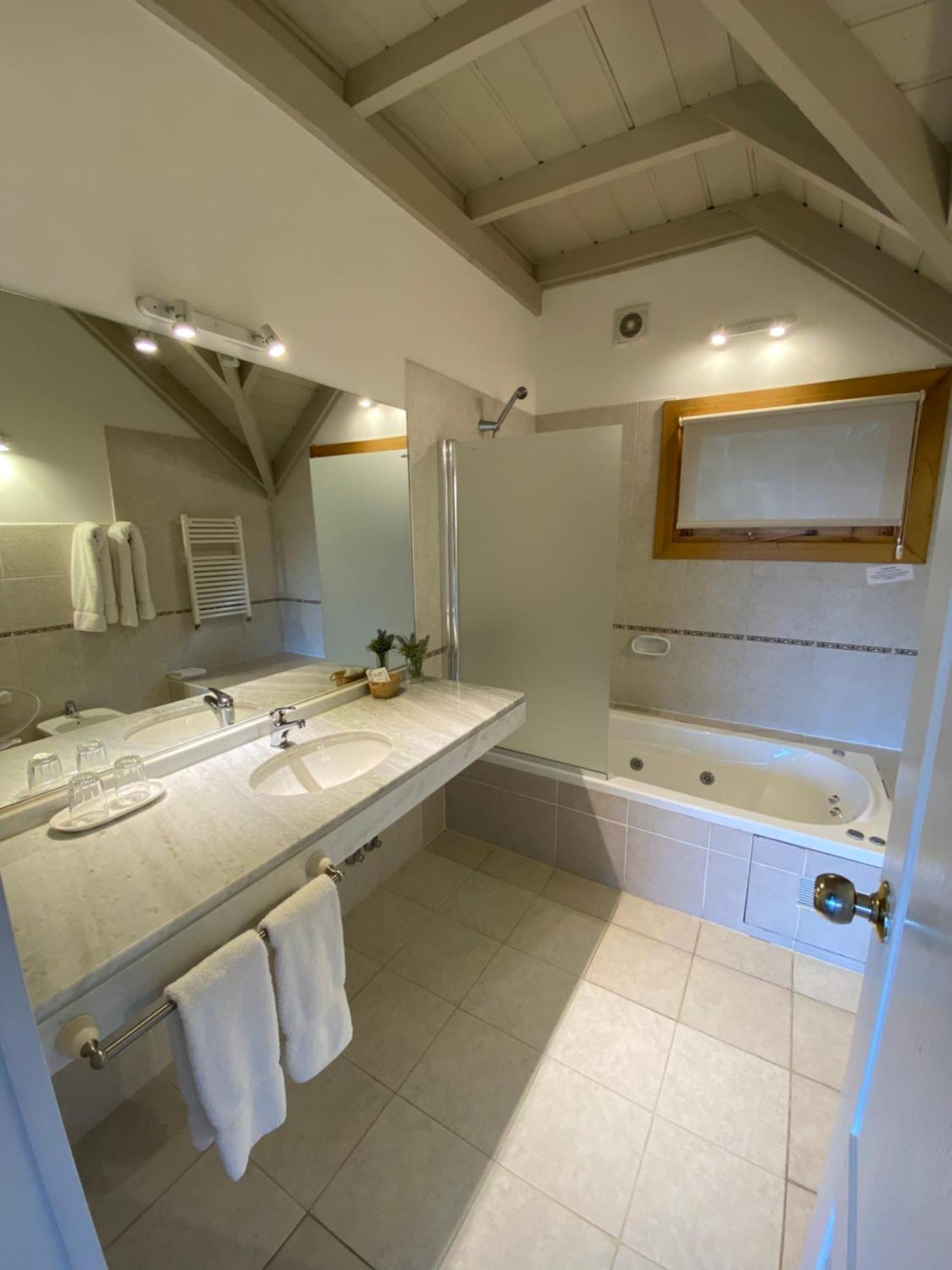 וילה לה אנגוסטרה Hosteria Puertas Del Sol By Visionnaire מראה חיצוני תמונה